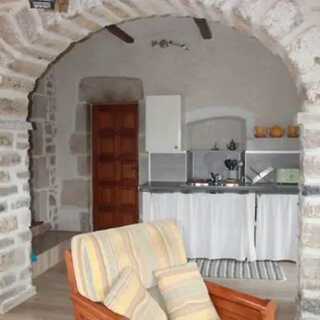 Le Mas L'esquirou Holiday home *
