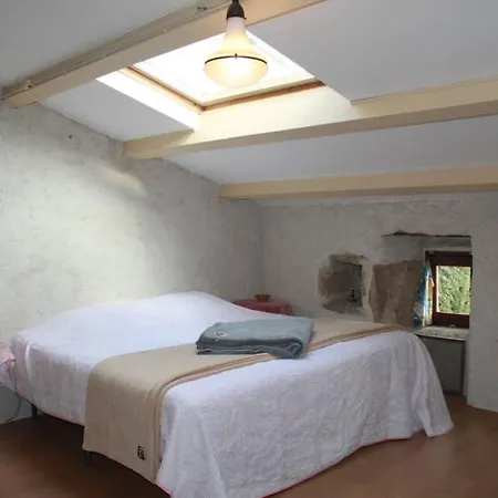 Holiday home Le Mas L'esquirou *